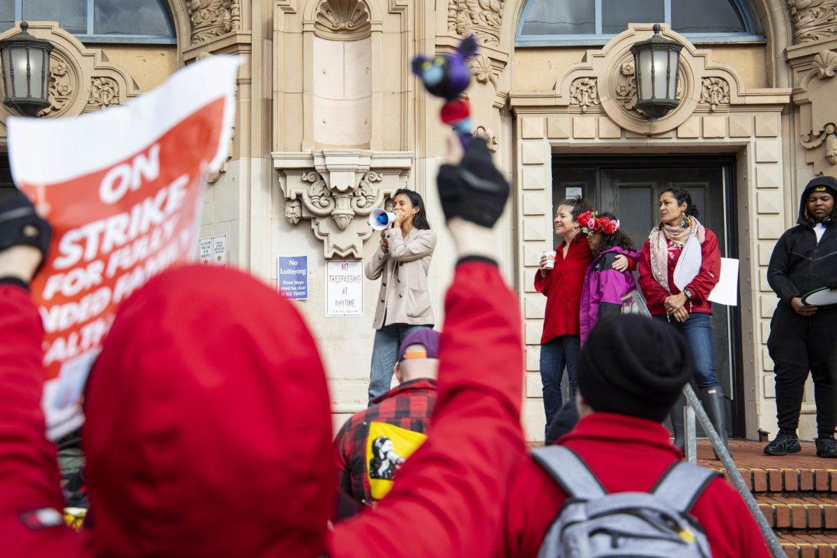 D9 Supervisor Jackie Fielder speaks at Day 3 of the UESF strike, Feb. 2026